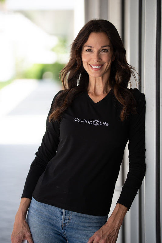 Women's Long Sleeve V-Neck T-Shirt in Black