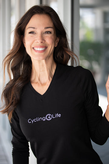 Women's Long Sleeve V-Neck T-Shirt in Black